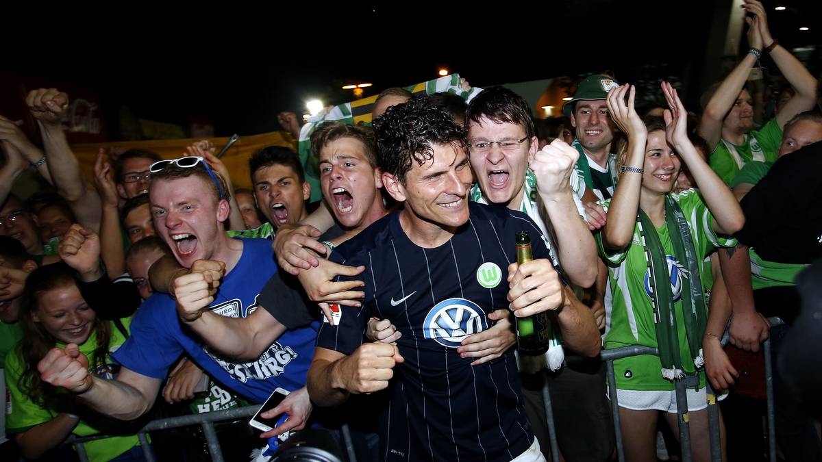 Mit 17 Toren - eins davon in der Relegation gegen Braunschweig - rettet Gomez den VfL Wolfsburg vor dem Absturz