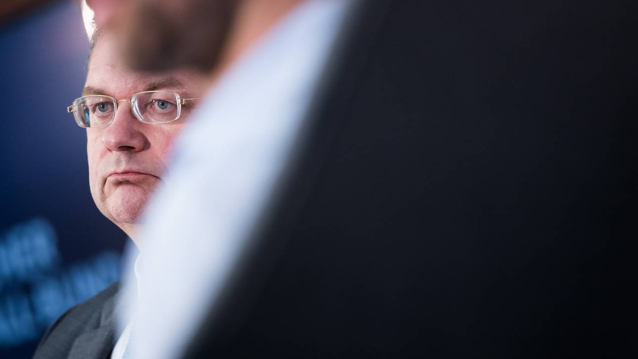 Grindel erhält erstes UEFA-Amt