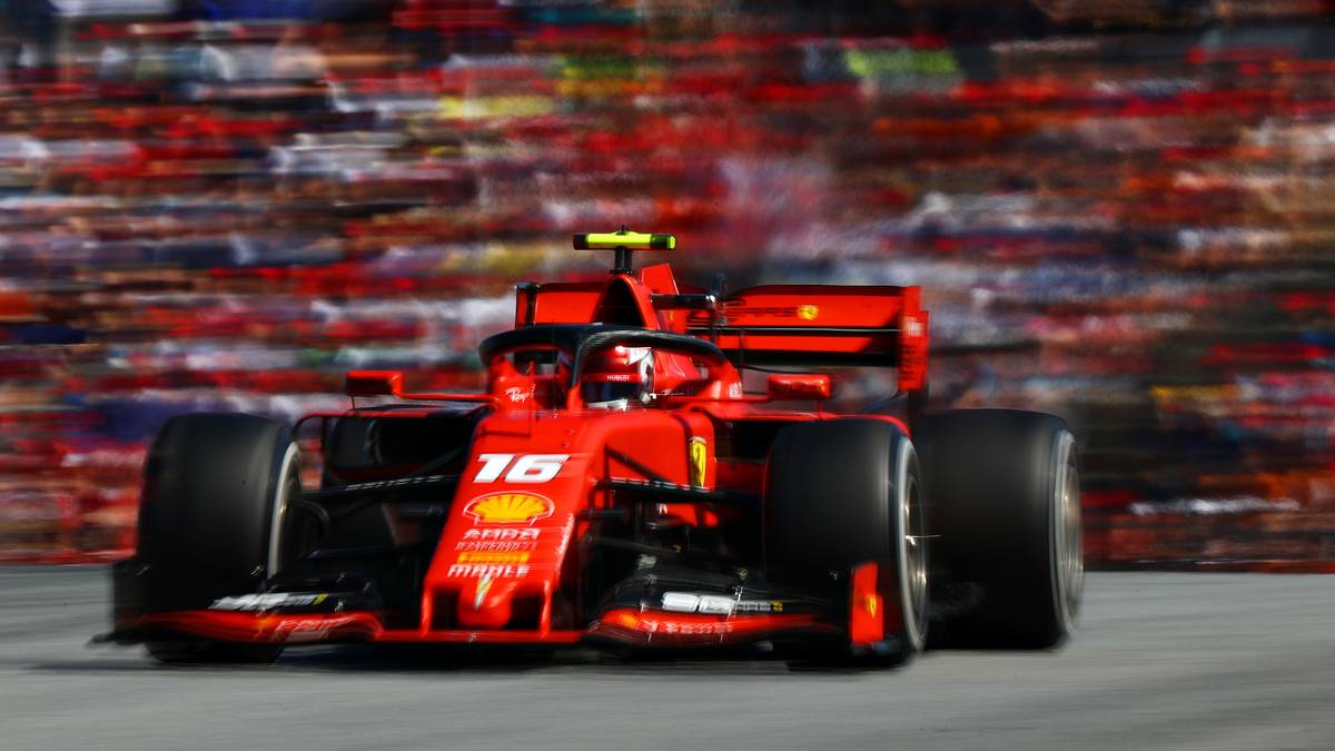 FERRARI: Ja, es hat nicht ganz zum Sieg gereicht – aber der Auftritt von Leclerc und Vettel im Rennen gibt Anlass zur Hoffnung, dass es aufwärts geht mit der Scuderia. Vettel rast von 9 auf 4 nach vorne. Leclerc schnuppert lange am Siegerpokal, ehe der entfesselte Verstappen ihn noch mit einer diskussionswürdigen Attacke knackt 