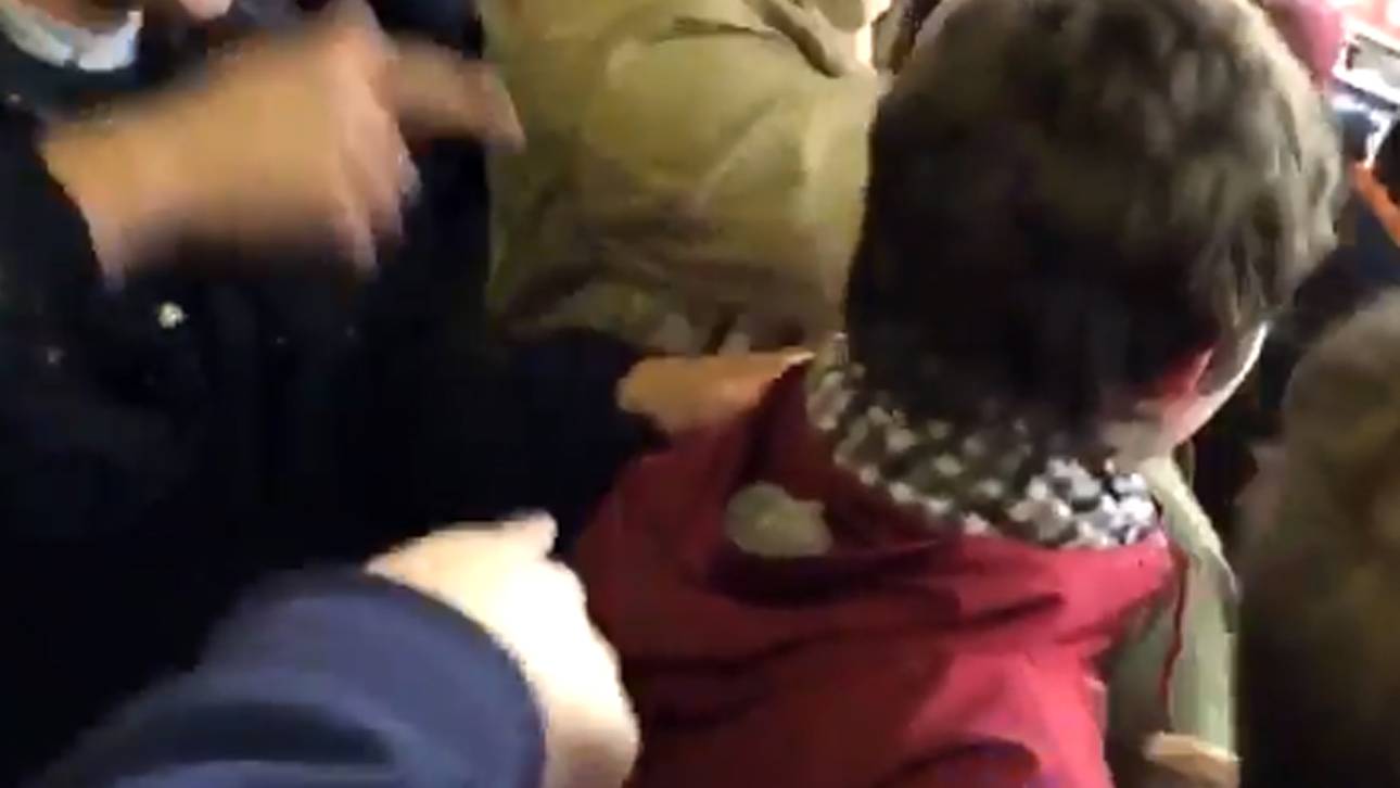 Fan nimmt Hamster mit ins Stadion