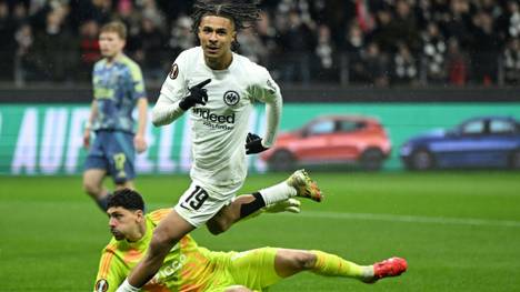 Bahoya bejubelt das 1:0 gegen Ajax