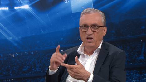 Die Ausstiegsklauseln für Trainer schlagen aktuell hohe Wellen. Alfred Draxler hat im CHECK24 Doppelpass eine klare Meinung zu den Vertragsklauseln und zeigt sich empört.