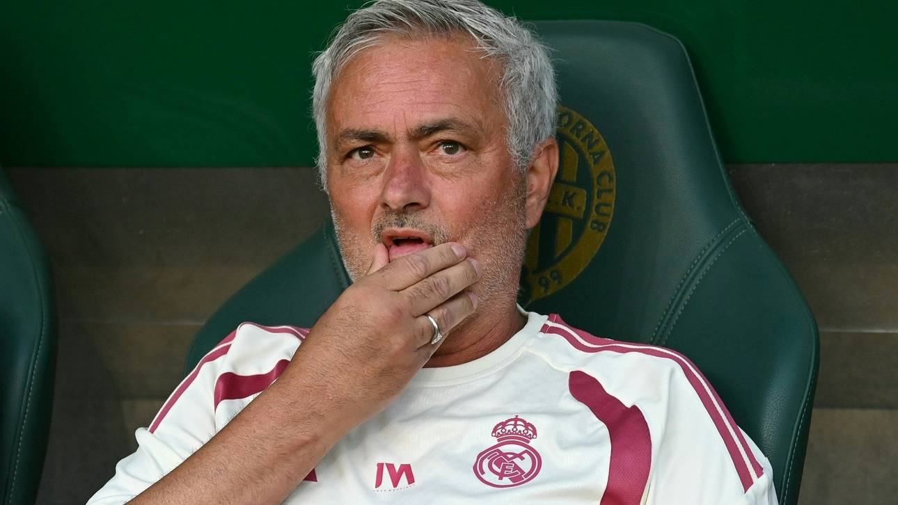 Ein Monat nach Amtsantritt: Mourinho unterschreibt Vertrag