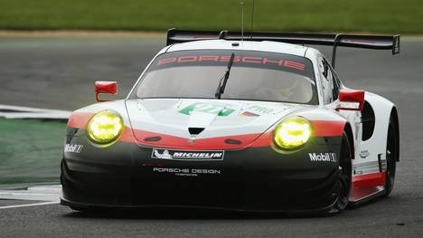 Das Porsche GT Team 911 RSR von Richard Lietz und Fred Makowiecki 