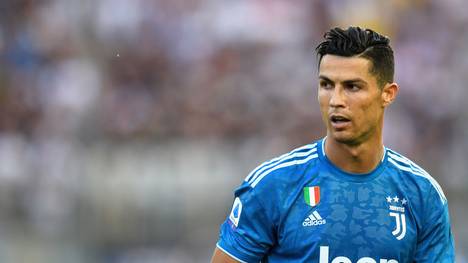 Cristiano Ronaldo soll einen Mega-Vertrag bei Nike unterschrieben haben
