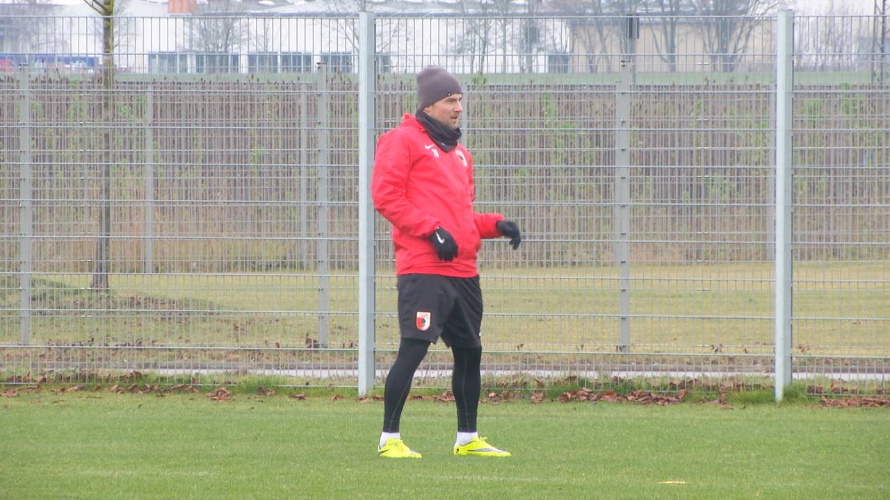 FC Augsburg-Kapitän Daniel Baier beendet seine Karriere als Profi-Fußballer