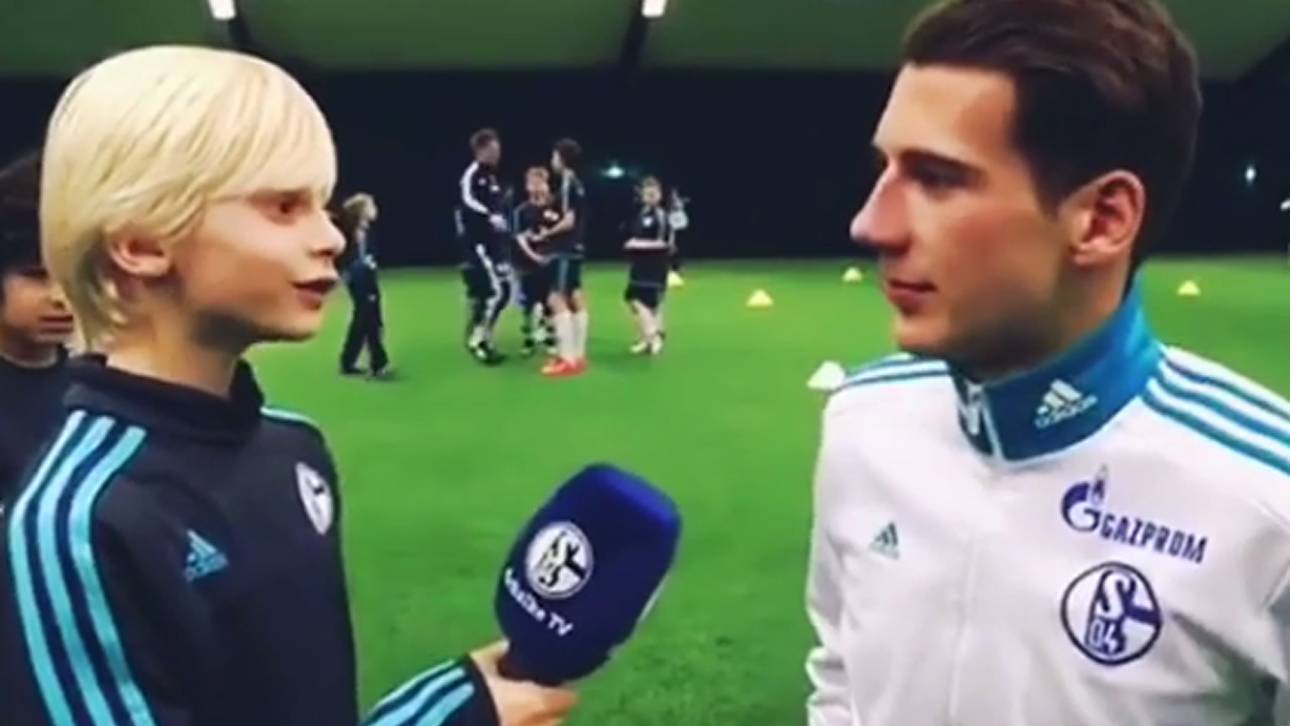 Kleiner Fan muntert Goretzka auf