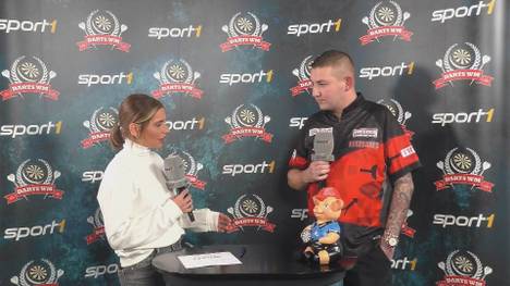 Nathann Aspinall gewinnt sein erstes Match bei der Darts-WM gegen Boris Krcmar mit 3:1. Im Interview erklärt er seine anfänglichen Schwierigkeiten. 