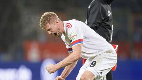 Paukenschlag auf Schalke! Der künftige Zweitligist hat sich die Dienste von HSV-Knipser Simon Terodde gesichert.