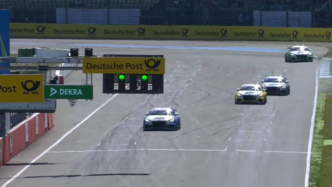 Van der Linde gewinnt Chaosrennen