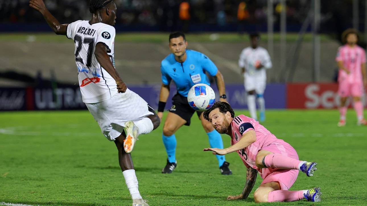 Messi begeistert bei Jamaika-Premiere