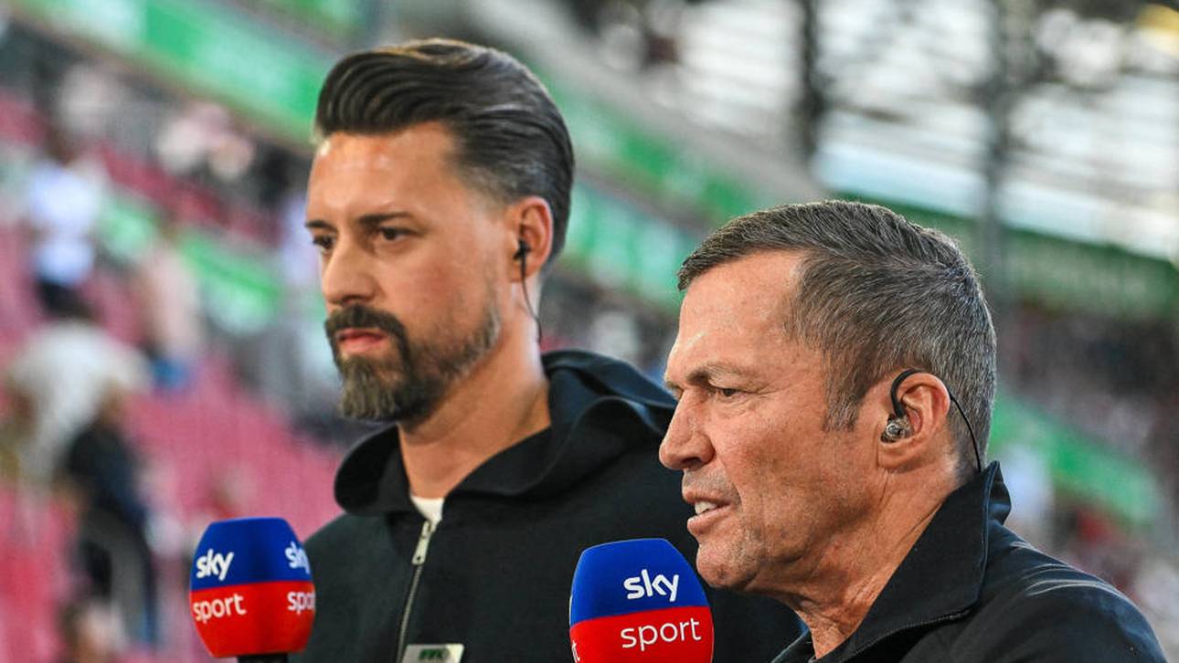 Lothar Matthäus (r.) gibt Sandro Wagner einen Ratschlag