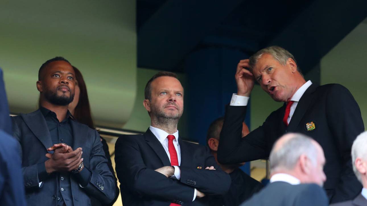 Evra teilt gegen ManUnited aus