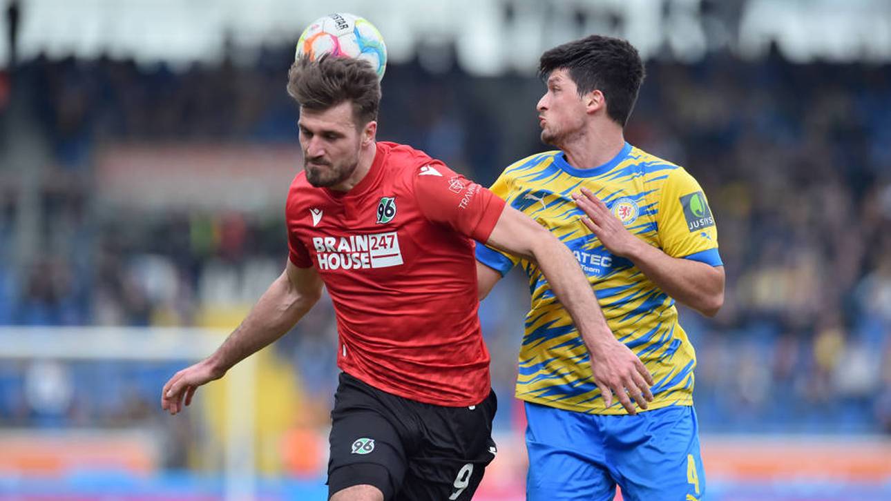 Braunschweig feiert späten Derbysieg