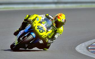 Motogp Alex Rins Gewinnt Rennen In Austin Texas Vor Valentino Rossi