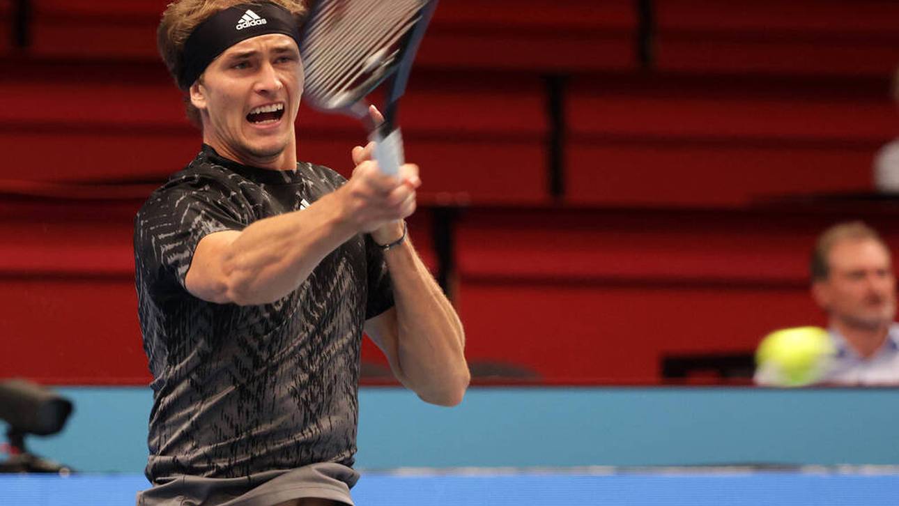 Zverev quält sich ins Viertelfinale