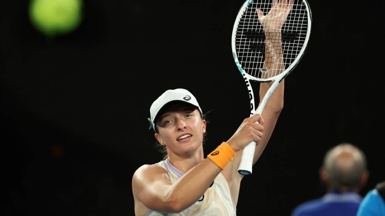 Swiatek wird Rolle der Titelfavoritin gerecht