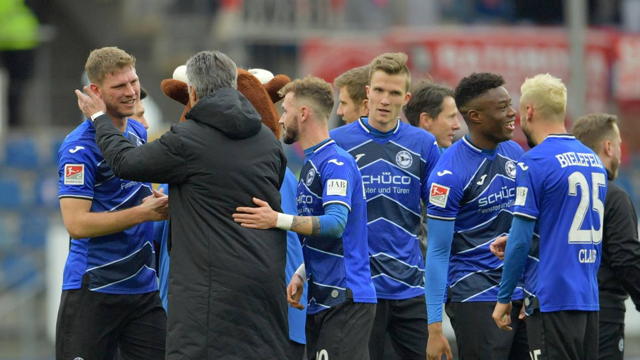 Bielefeld nutzt HSV-Patzer aus