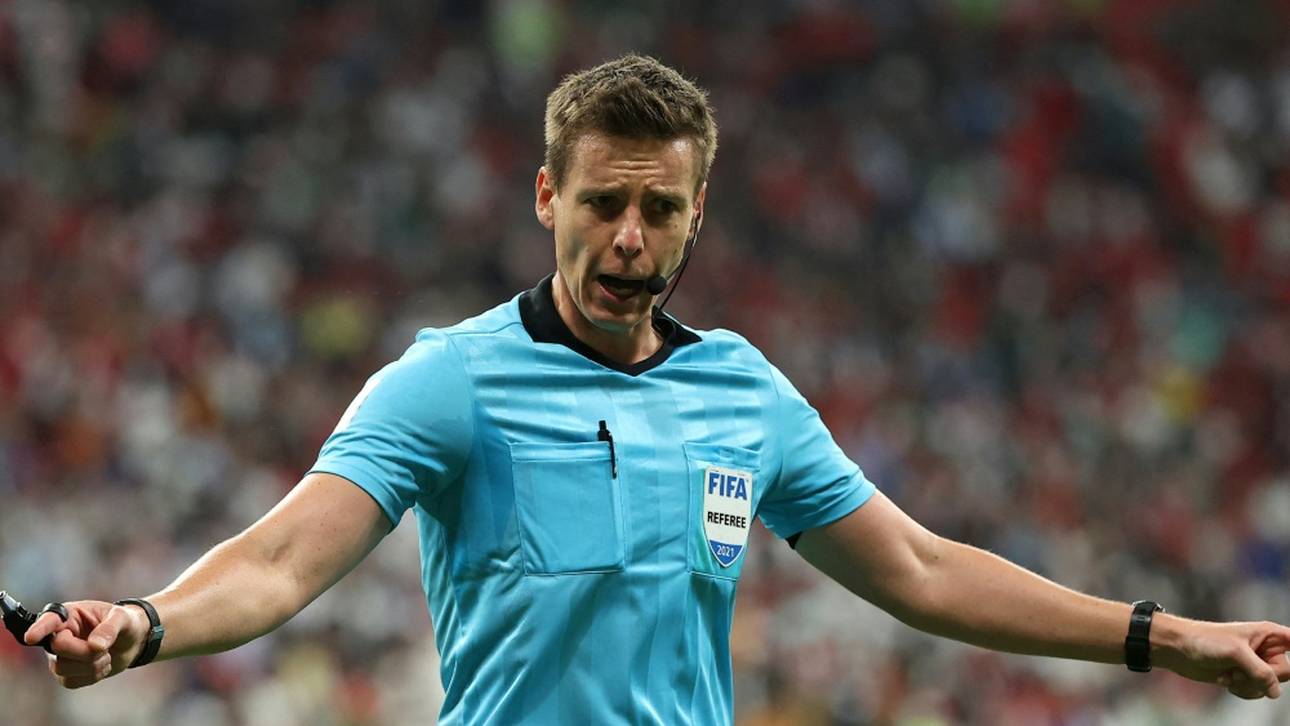 Schiri Siebert muss weiter warten