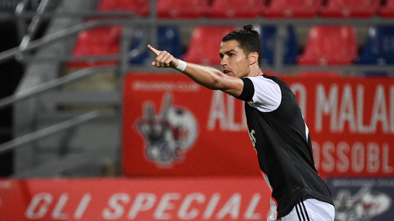 Juve siegt mit Elfer und Hackentrick