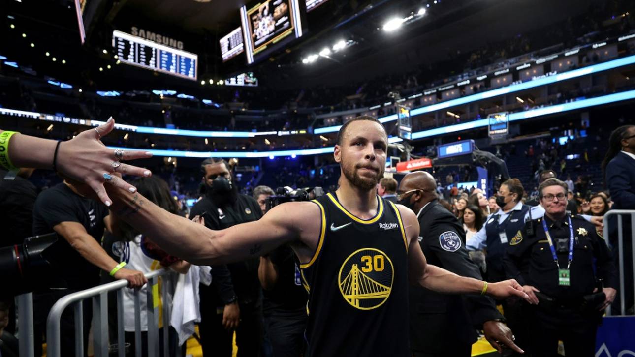 NBA: Golden State und Titelverteidiger Milwaukee weiter