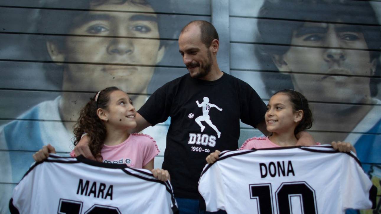 Glühender Fan: Nach Töchtern Mara und Dona nun Sohn Diego geboren