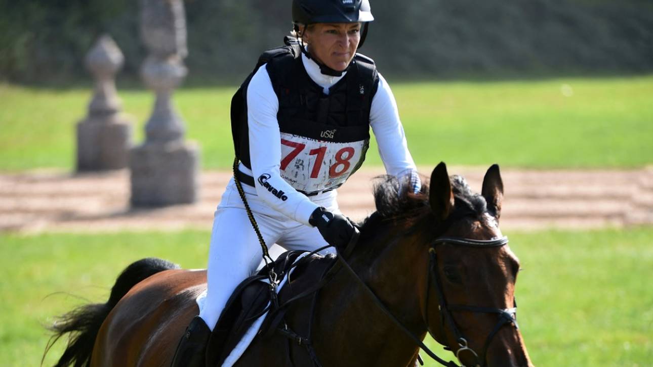 Reit-WM: Deutsche Dressur-Equipe zunächst auf Platz zwei