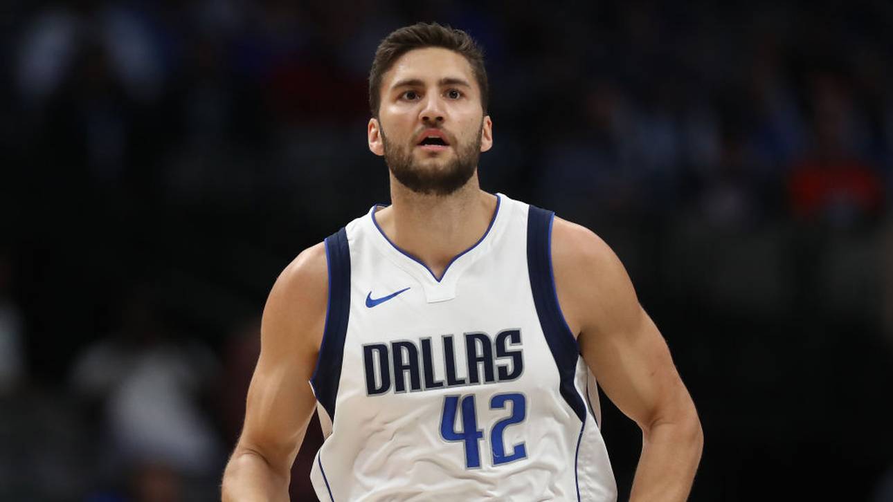 Kleber dominiert bei Mavs-Sieg
