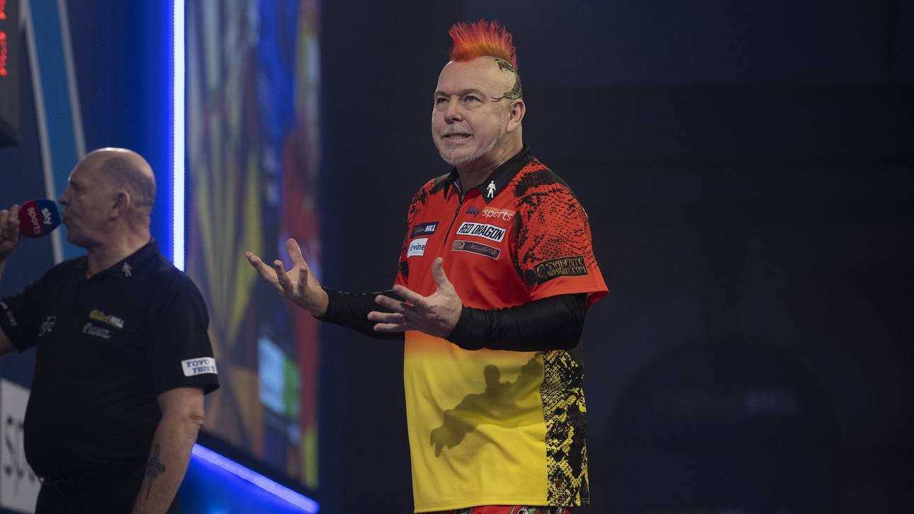 In der Mitte des Spiels haderte Peter Wright mit seinen Würfen