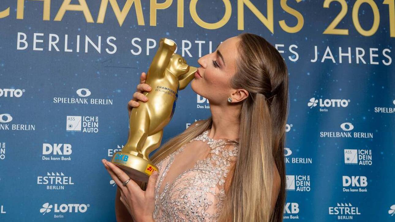 Schwimm-Heldin: Erst Hochzeit, dann Hirn-OP