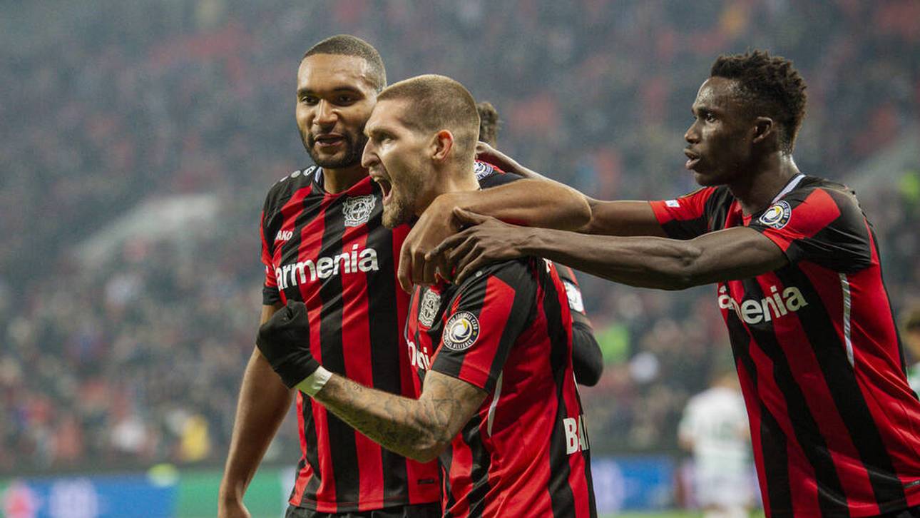 Später Doppelschlag! Bayer löst Ticket für K.o.-Runde