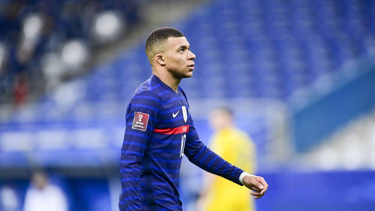 Martial verweigert Mbappé Handshake