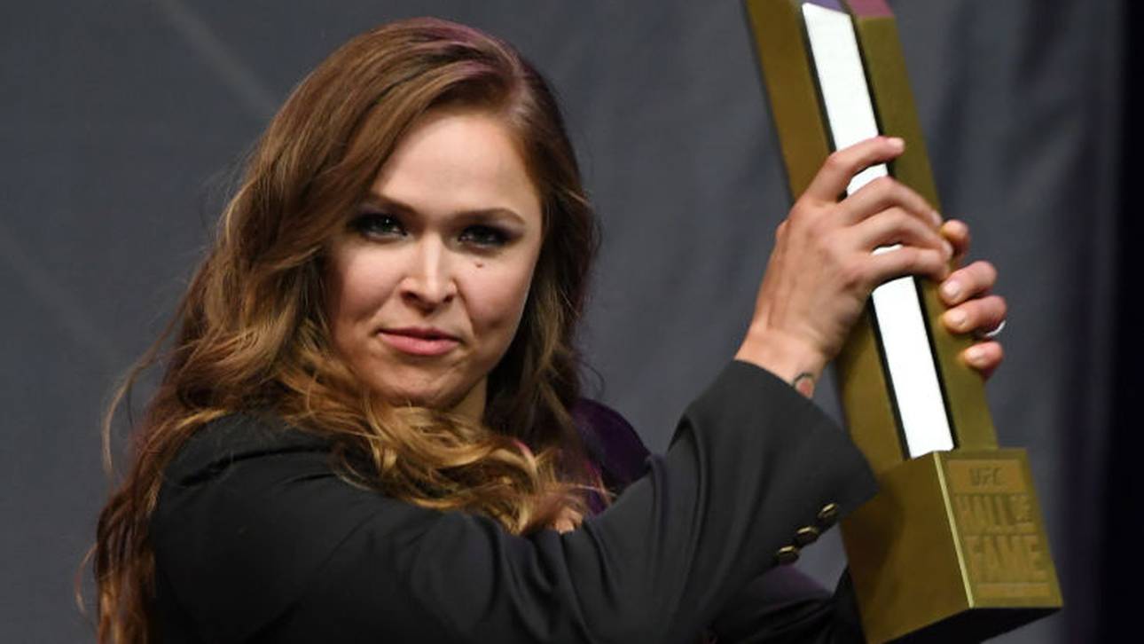Rousey rechnet mit WWE-Fans ab