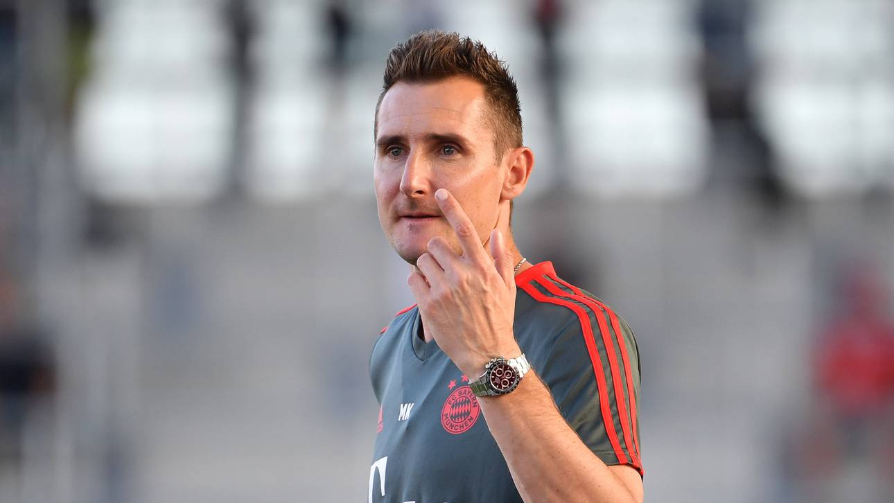 Klose lernt am „digitalen Campus“