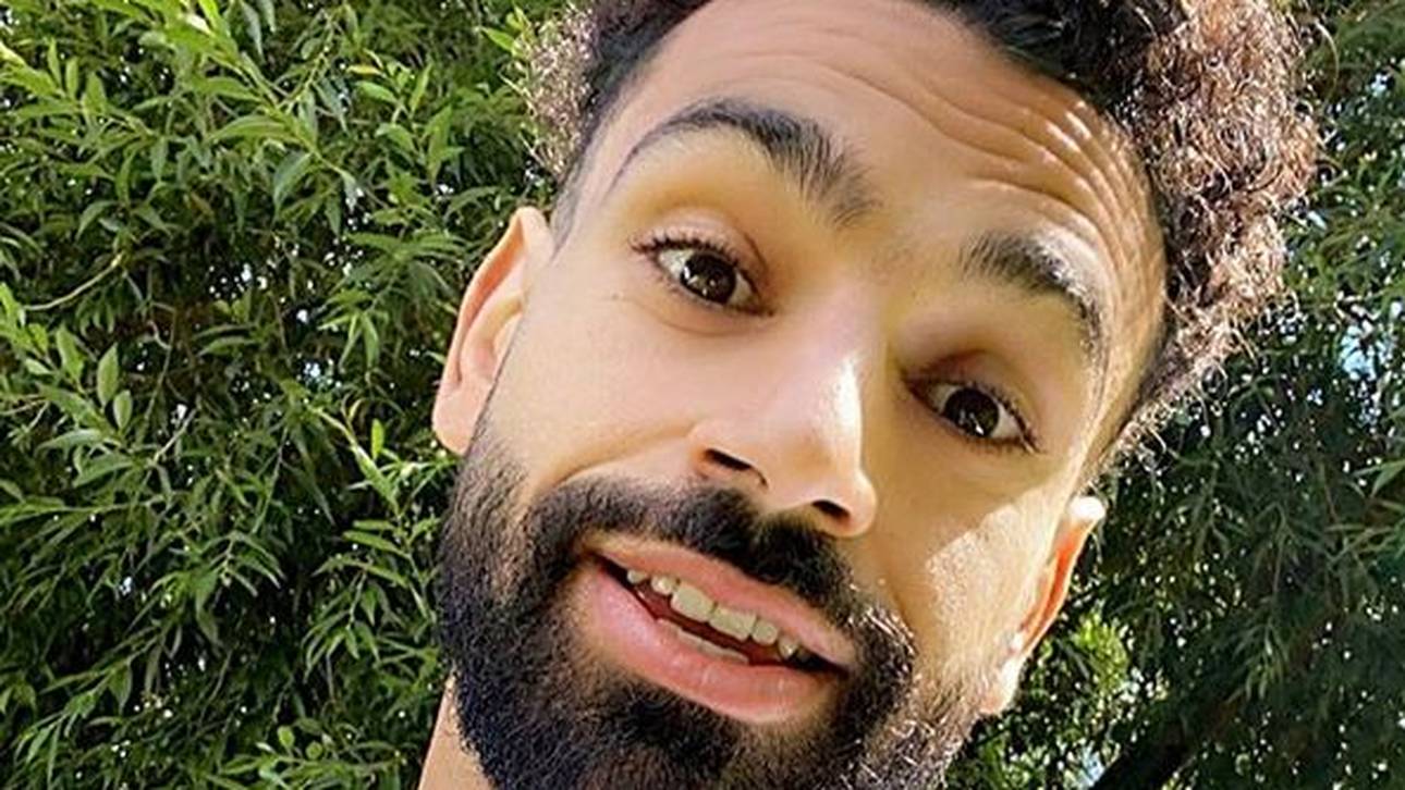 Salah präsentiert neuen Look