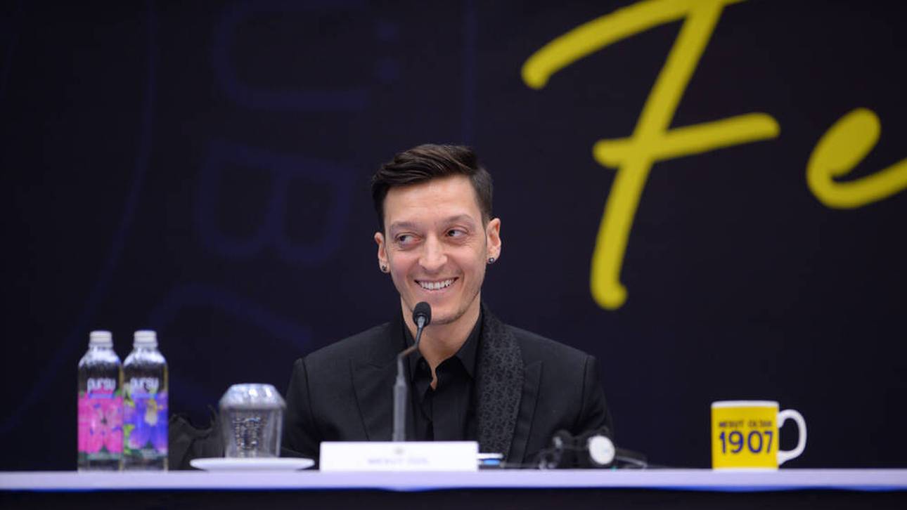 Özil: Eklige Wende im Twitter-Zoff