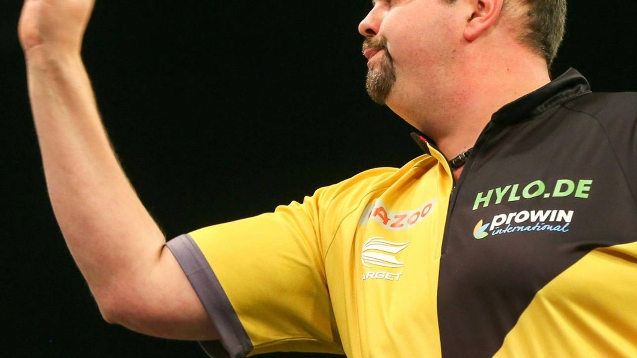 Clemens folgt Hempel in die dritte Runde der Darts-WM