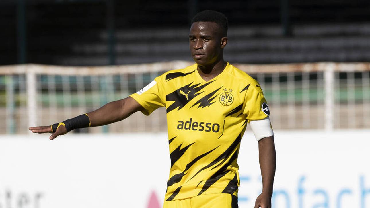 BVB-Coach schwärmt von Moukoko