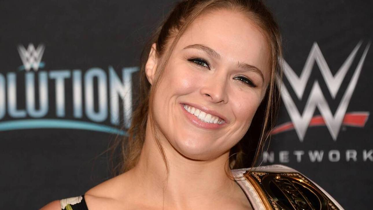 Baby mit besonderem Namen: Rousey ist Mama