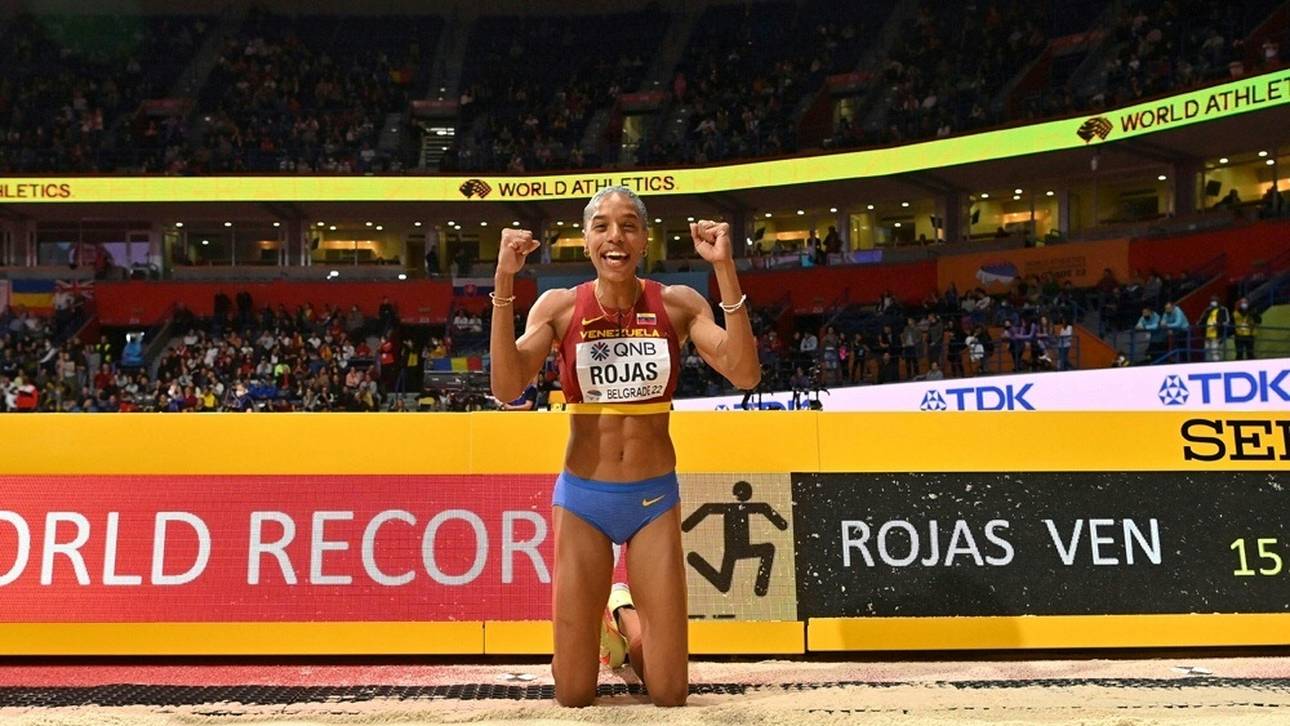 Dreispringerin pulverisiert Weltrekord