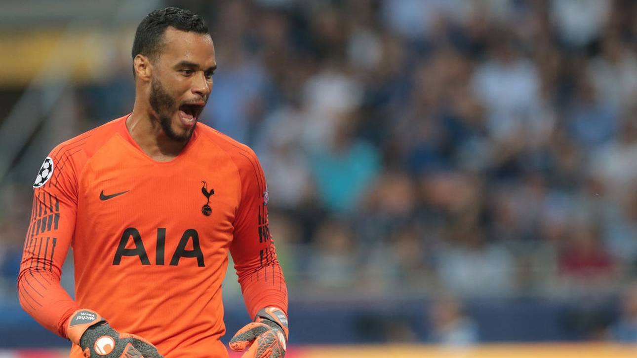 Tottenham holt Vorm zurück