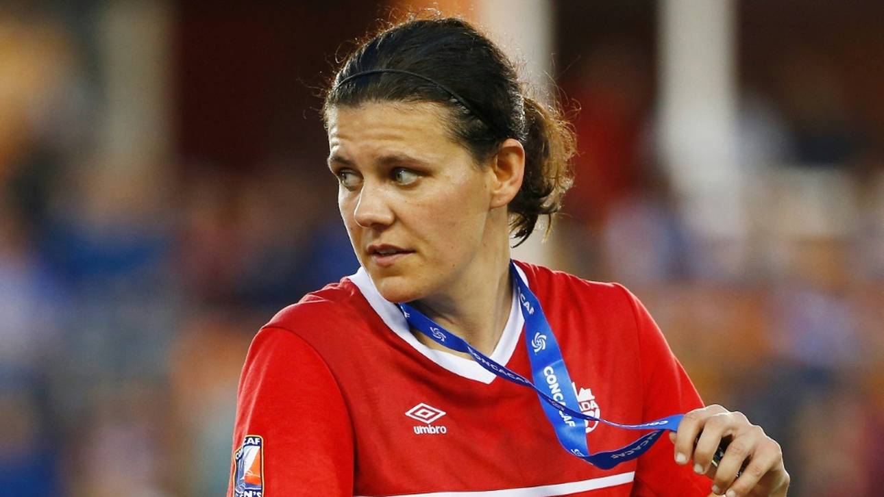 Kanadas Frauen spielen „unter Protest“