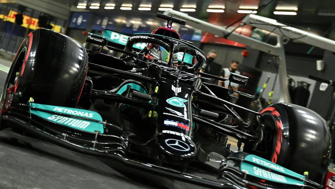 Formel 1: Hamilton zu den Rennkommissaren vorgeladen