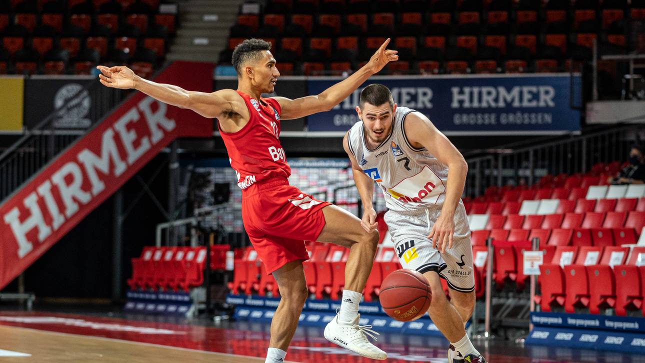 Souveräne Siege für Bayern und Ulm