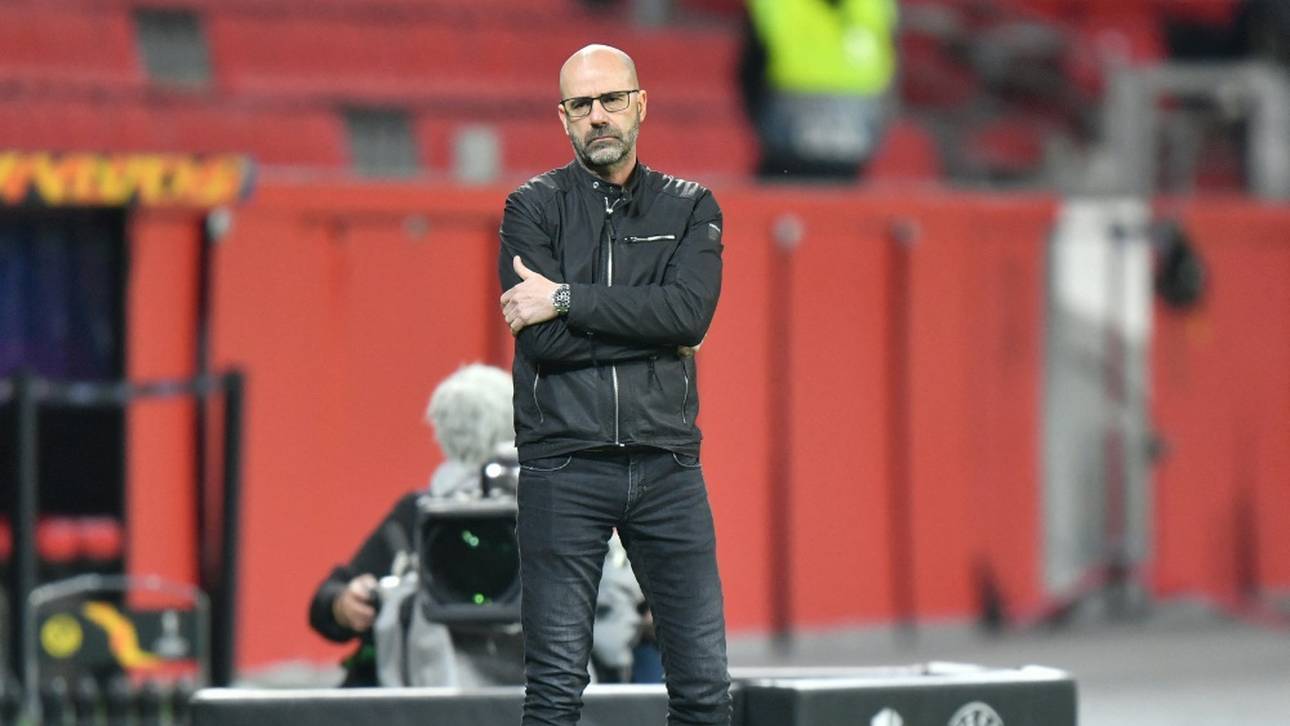 Bosz nimmt Trainerdiskussion gelassen