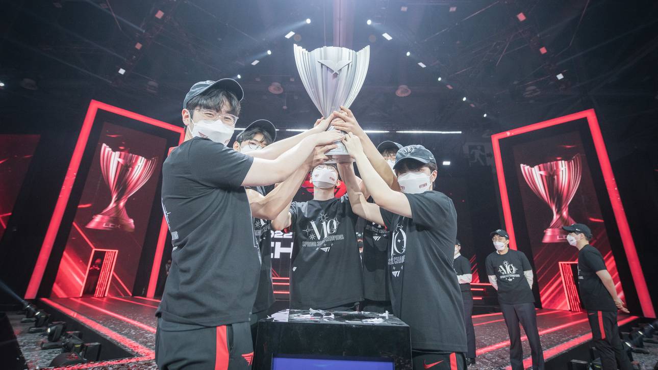 LoL-Rekordweltmeister T1 komplett vertreten