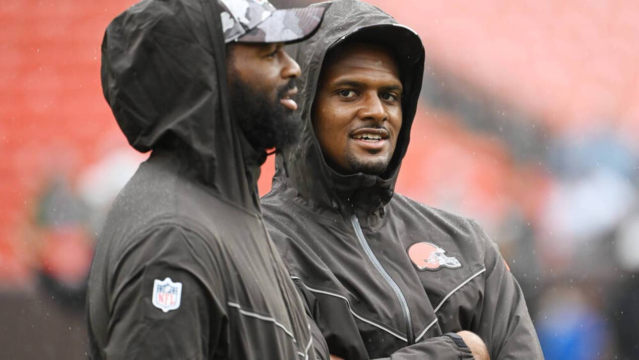 Deshaun Watson (r.) nimmt Jacoby Brissett jetzt wieder den Starter-Job weg