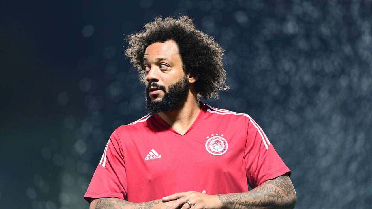 Marcelo-Hammer in Piräus