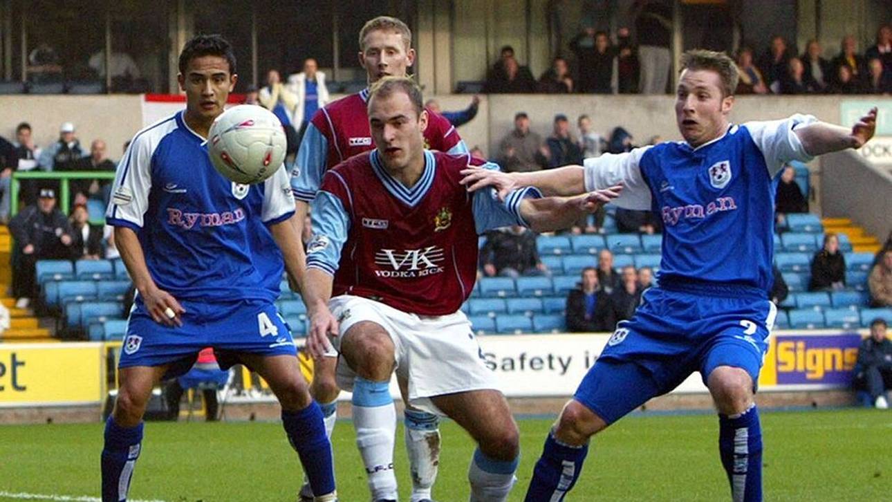 Lee Roche (Mitte, hinten) im Einsatz für den FC Burnley
