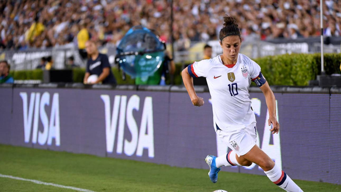 Lloyd: Frauen als Kicker in die NFL